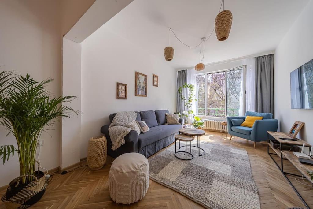 Bohohome Next To The Main Street Sofia Exterior photo
